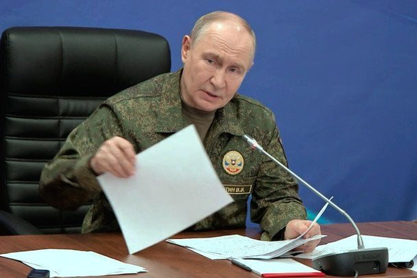 Британська розвідка: Путін готує провокацію проти НАТО найближчими місяцями