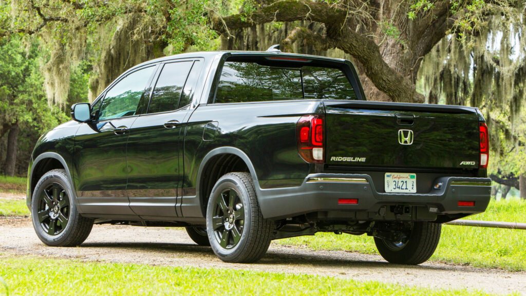 NHTSA закрила розслідування щодо камер заднього виду Honda Ridgeline