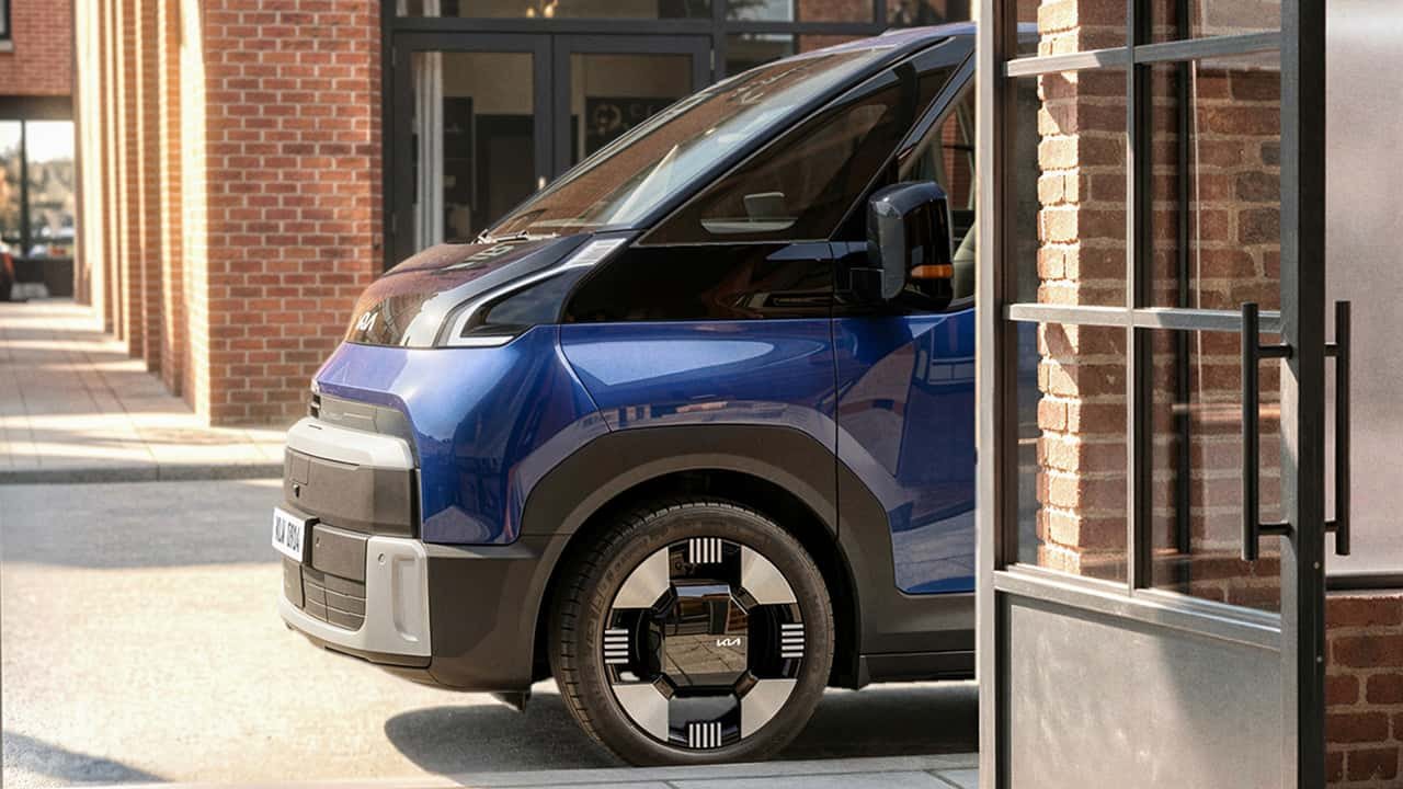 Kia готує великий електричний фургон PV7 з модульною платформою
