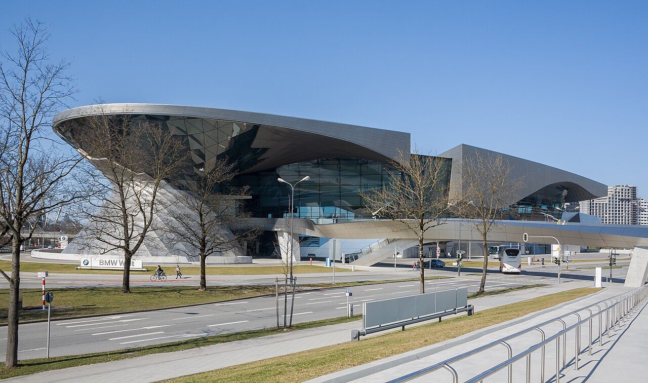 Як потрапити на виставку BMW Welt у Мюнхені