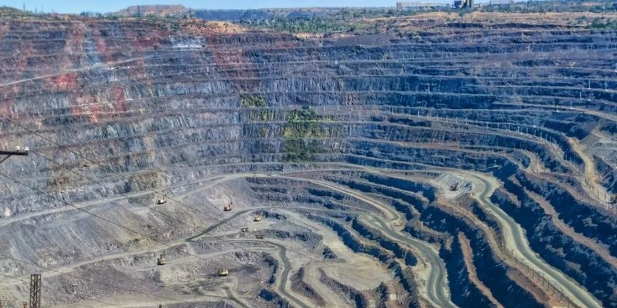 Південний ГЗК частково призупиняє видобуток через атаки РФ на торговельні судна