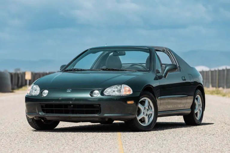 Колекціонер через два роки повернувся за мрією: історія Honda Del Sol VTEC