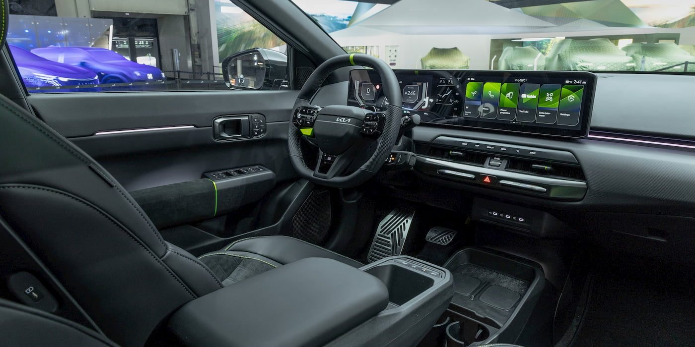 Kia готує новий інтер'єр із збільшеним дисплеєм та софтом Hyundai
