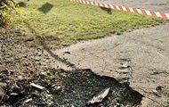 Росіяни атакували Дніпро: воронка на шкільному стадіоні, діти були в укритті
