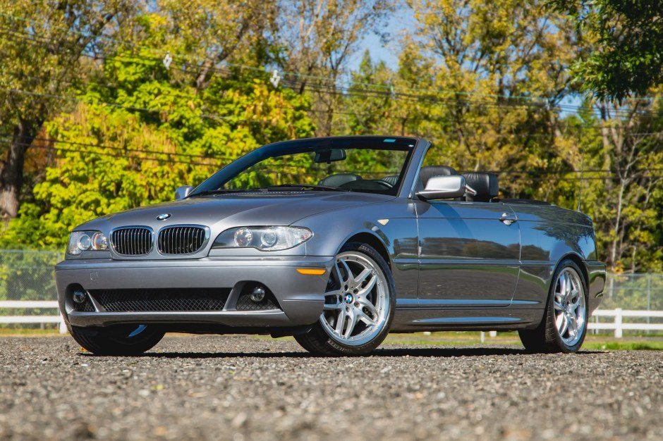 BMW 330Ci 2004 року з пробігом 69 тис. миль виставлять на аукціон без резерву