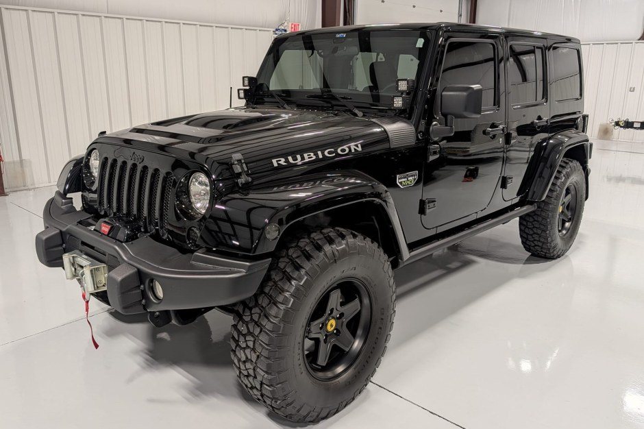 Jeep Wrangler Call of Duty MW3 Edition 2012 року з пробігом 9 тисяч миль виставлено на продаж