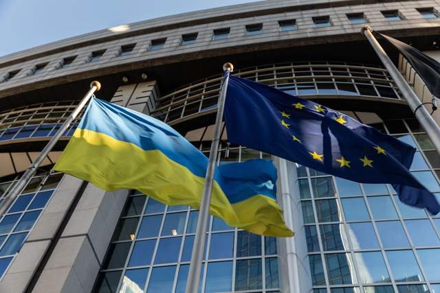 Угорщина розблокувала шостий кластер переговорів про вступ України до ЄС