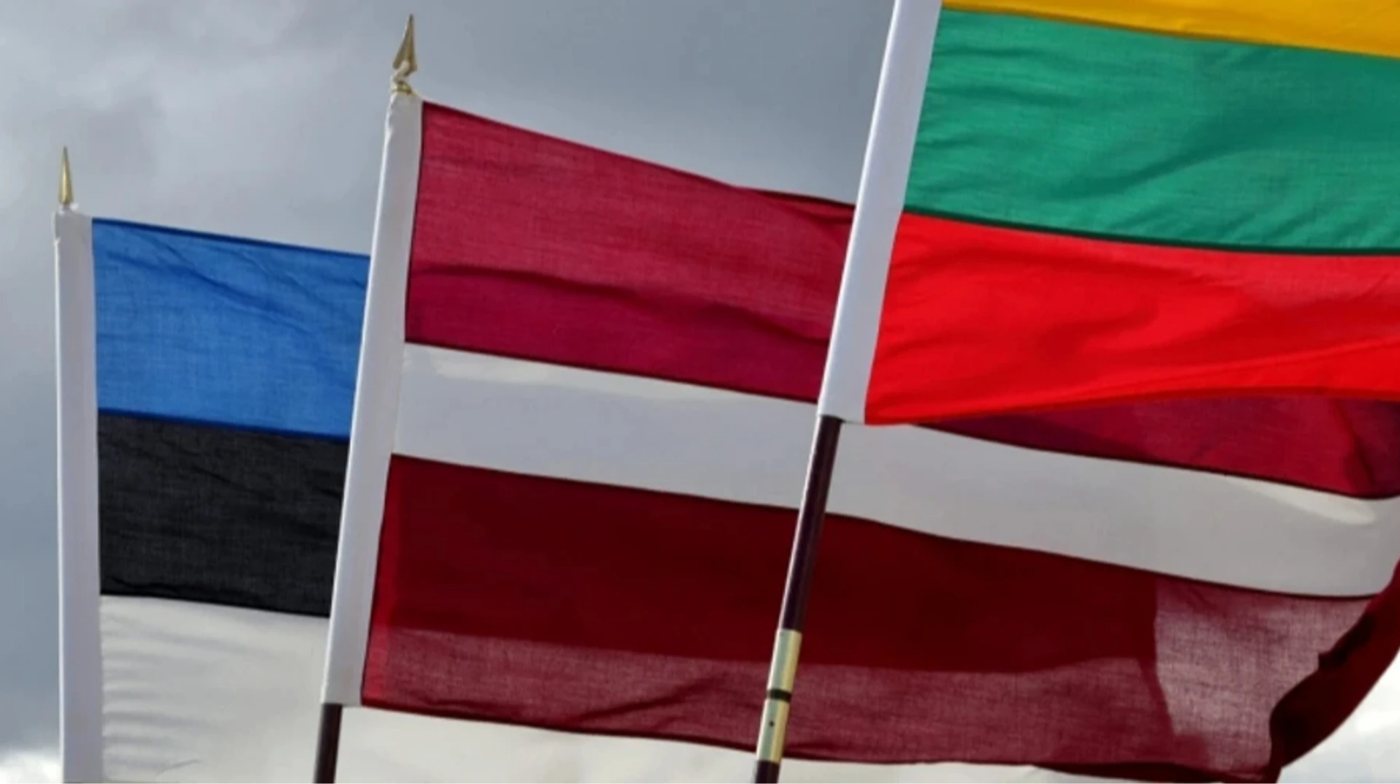 Країни Балтії спростували фейки РФ про «коридор» для українських дронів
