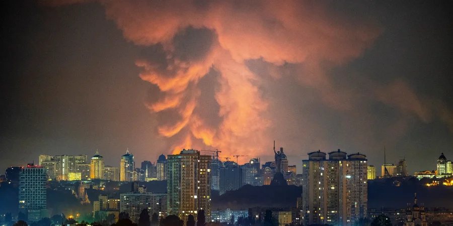 Росія масовано атакувала Київ балістикою: 15 загиблих, витік аміаку локалізовано