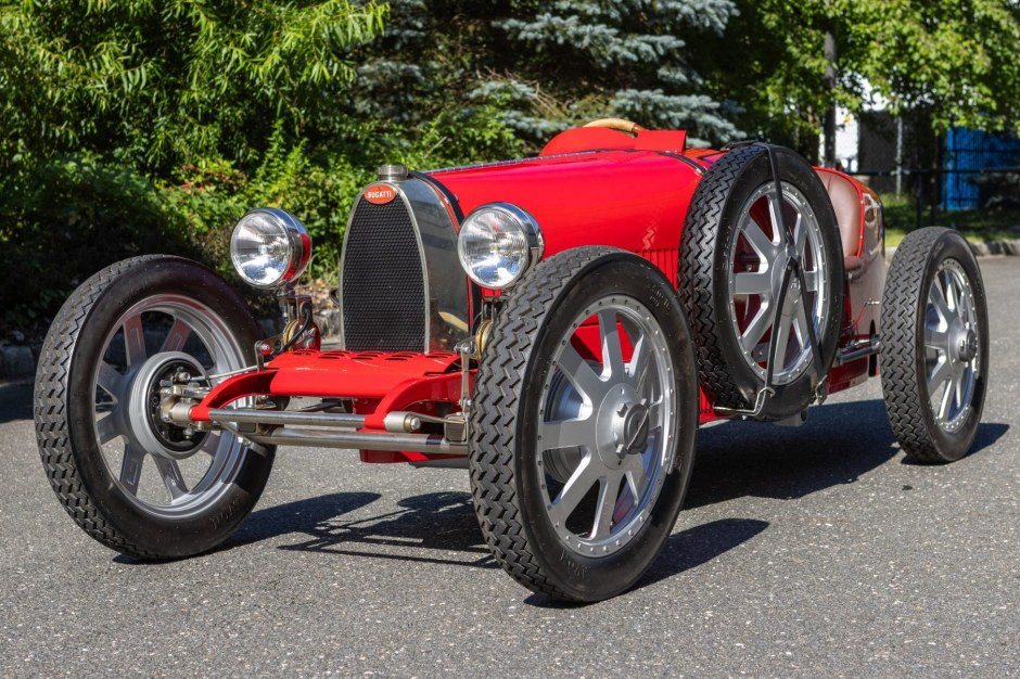 Bugatti Baby II Tricolour Edition виставляють на аукціон без резервної ціни