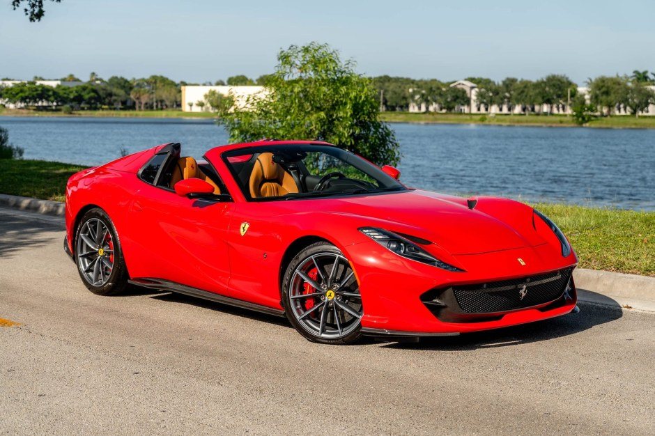 Ferrari 812 GTS з пробігом 190 миль виставили на продаж у Флориді
