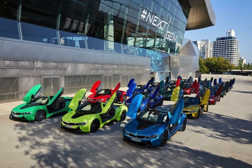 BMW продав 1,5 мільйона гібридів, що підзаряджаються від мережі, від часів дебюту i8