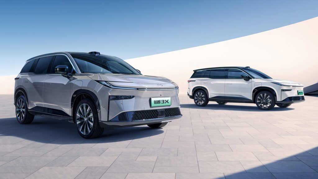 Toyota запускає гібриди зі збільшувачем запасу ходу для Китаю
