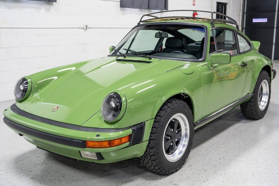 Safari-стиль Porsche 911 Carrera 1985 року виставили на продаж у США
