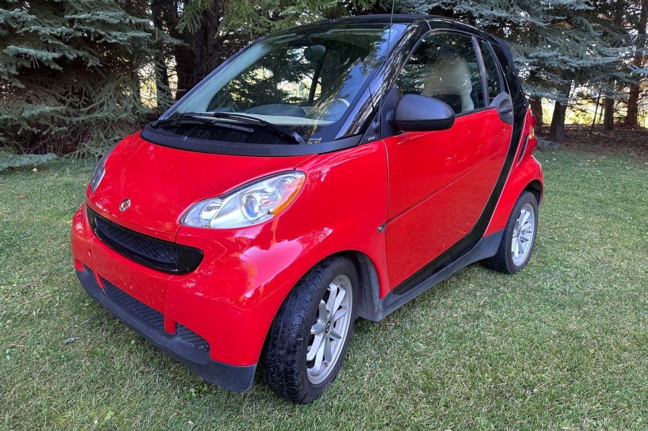2008 Smart Fortwo Passion Cabriolet з пробігом 26 000 миль виставлено на аукціон без резервної ціни