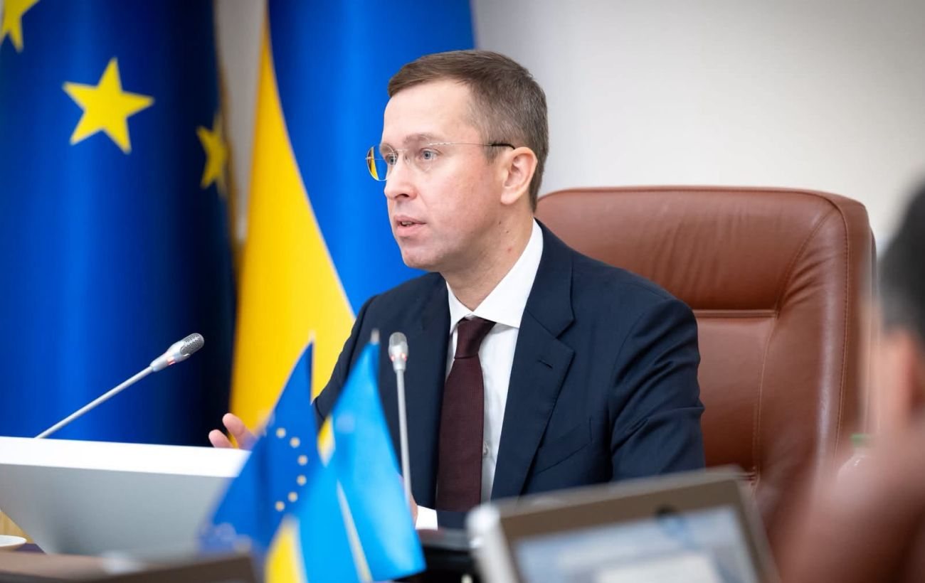Корецький доручив оптимізувати державний апарат та посилити контроль рішень уряду