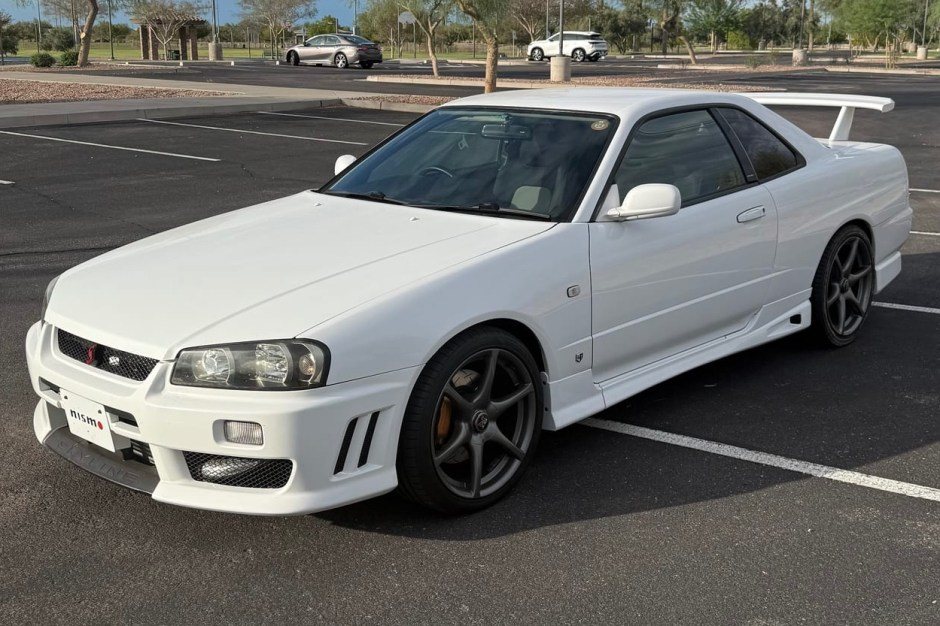 Модифікований Nissan Skyline R34 25GT Turbo 1998 року виставлено на продаж у США